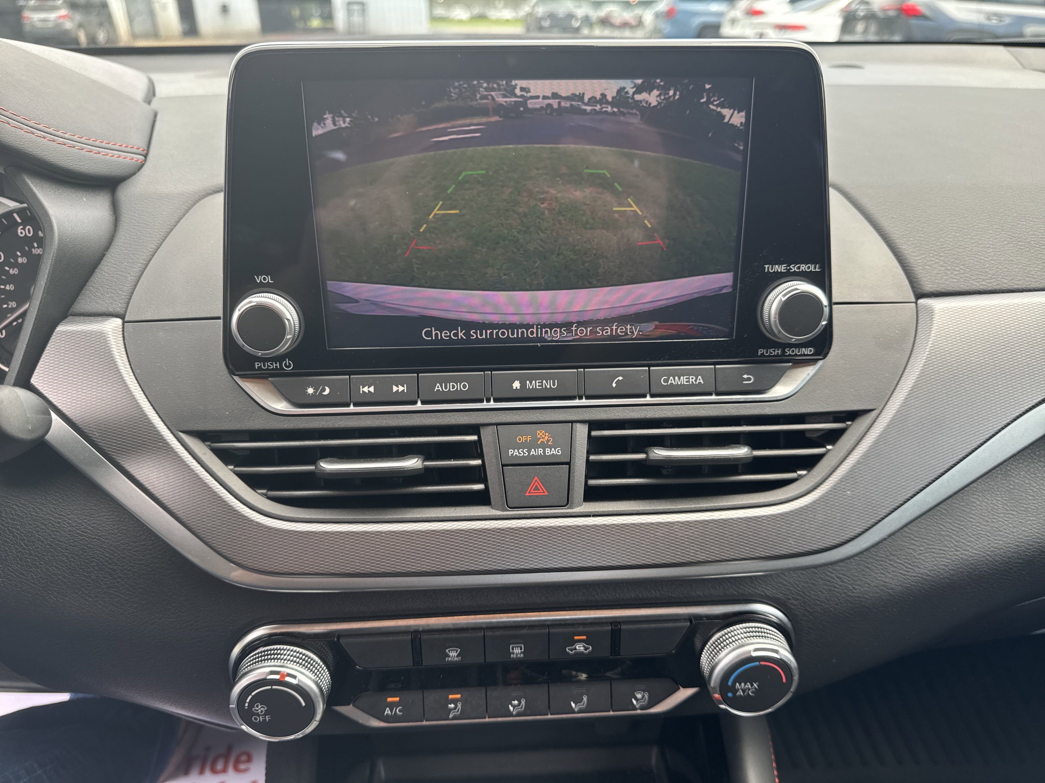 Used 2024 Nissan Altima 2.5 SR image 19