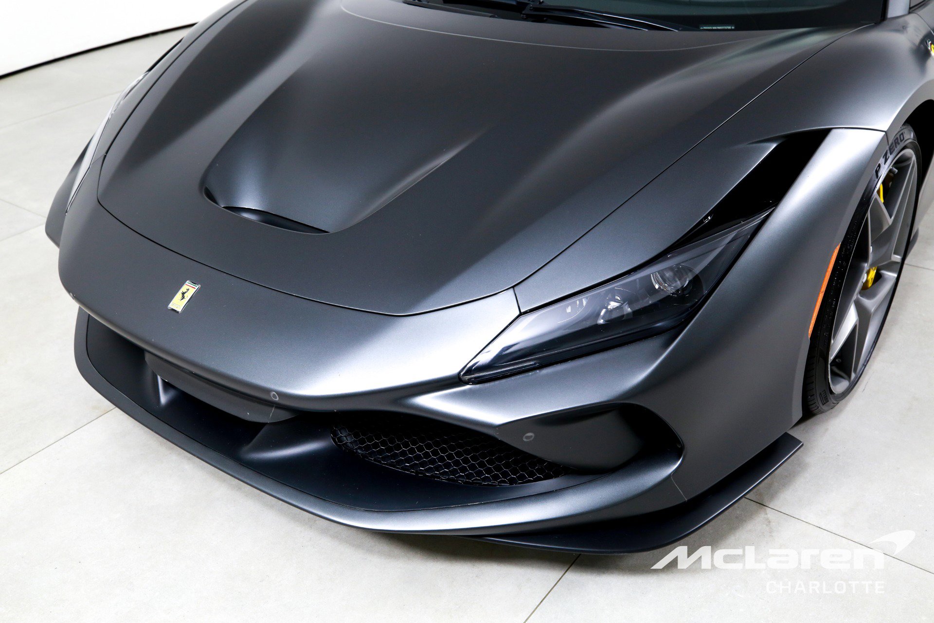 Used 2022 Ferrari F8 Tributo image 31