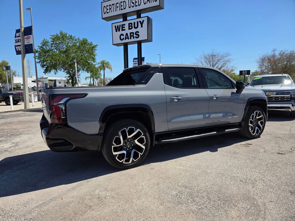Certified 2025 Chevrolet Silverado EV RST image 14