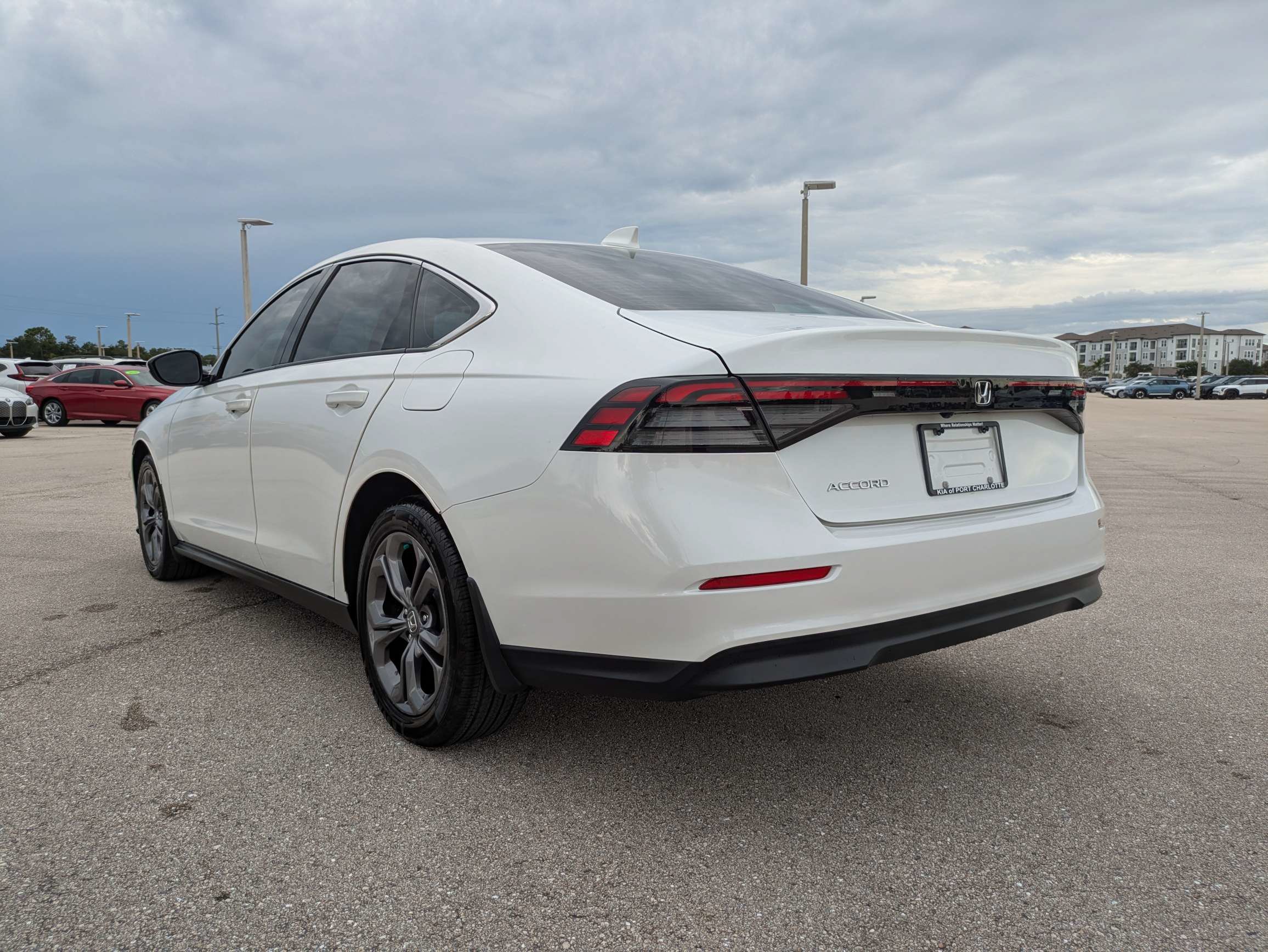 Used 2023 Honda Accord EX image 6