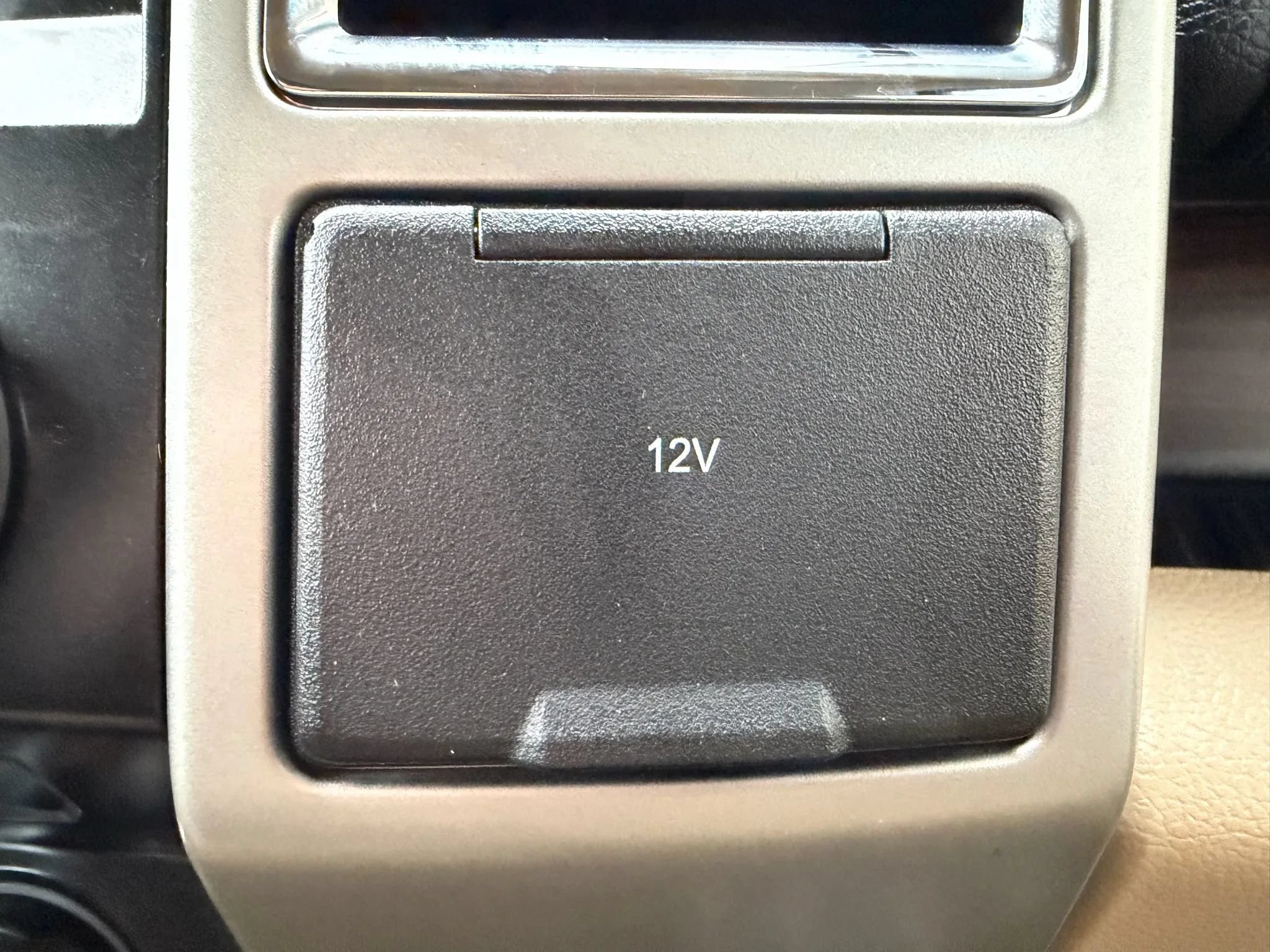 Used 2015 Ford F150 Lariat w/ Trailer Tow Package AWD/4WD image 24