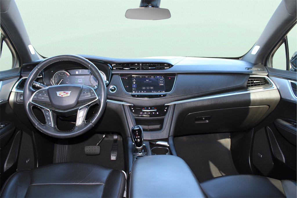 Used 2022 Cadillac XT5 Premium Luxury w/ LPO, Floor Liner Package image 23