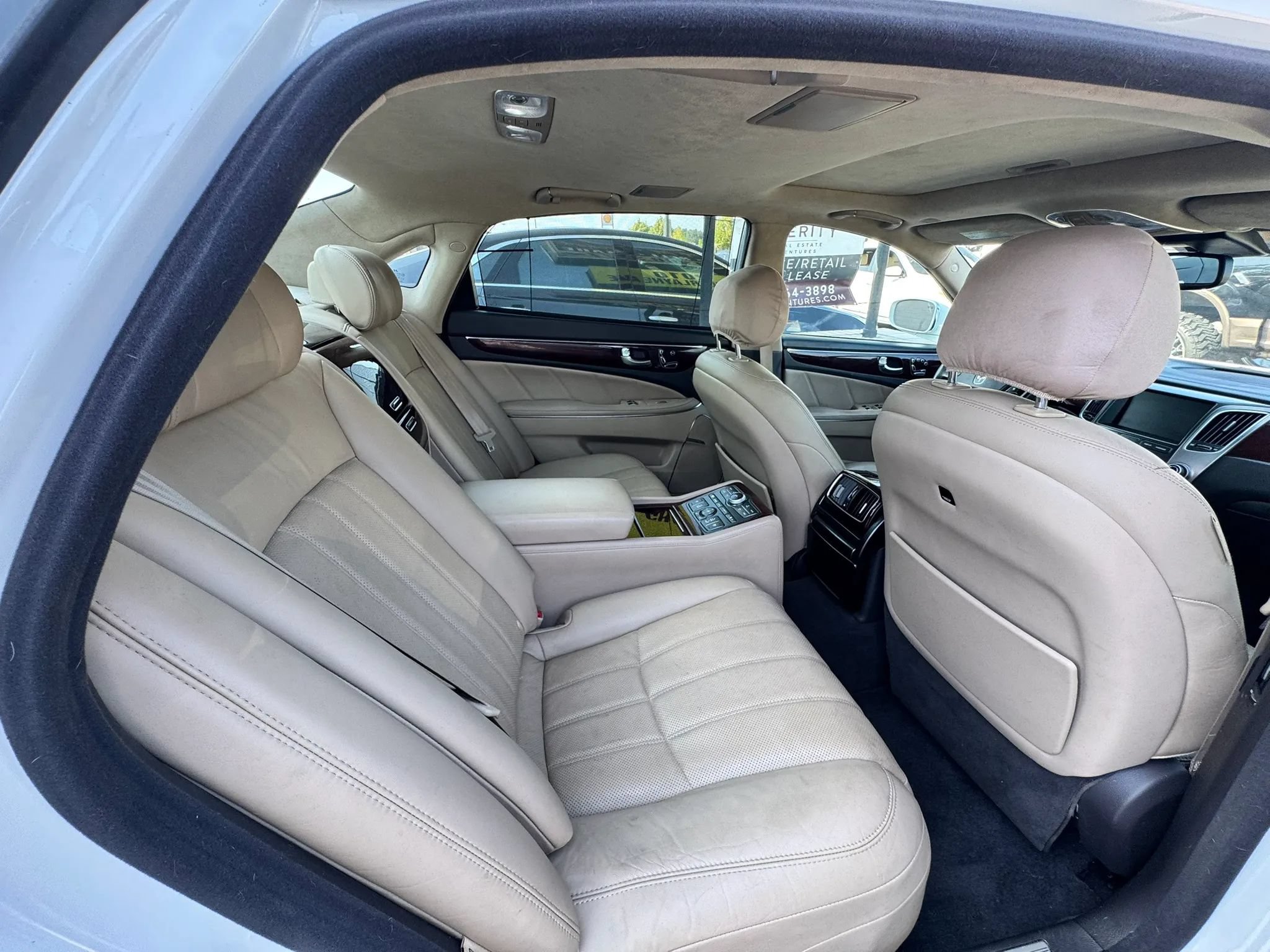 Used 2011 Hyundai Equus Ultimate RWD image 19