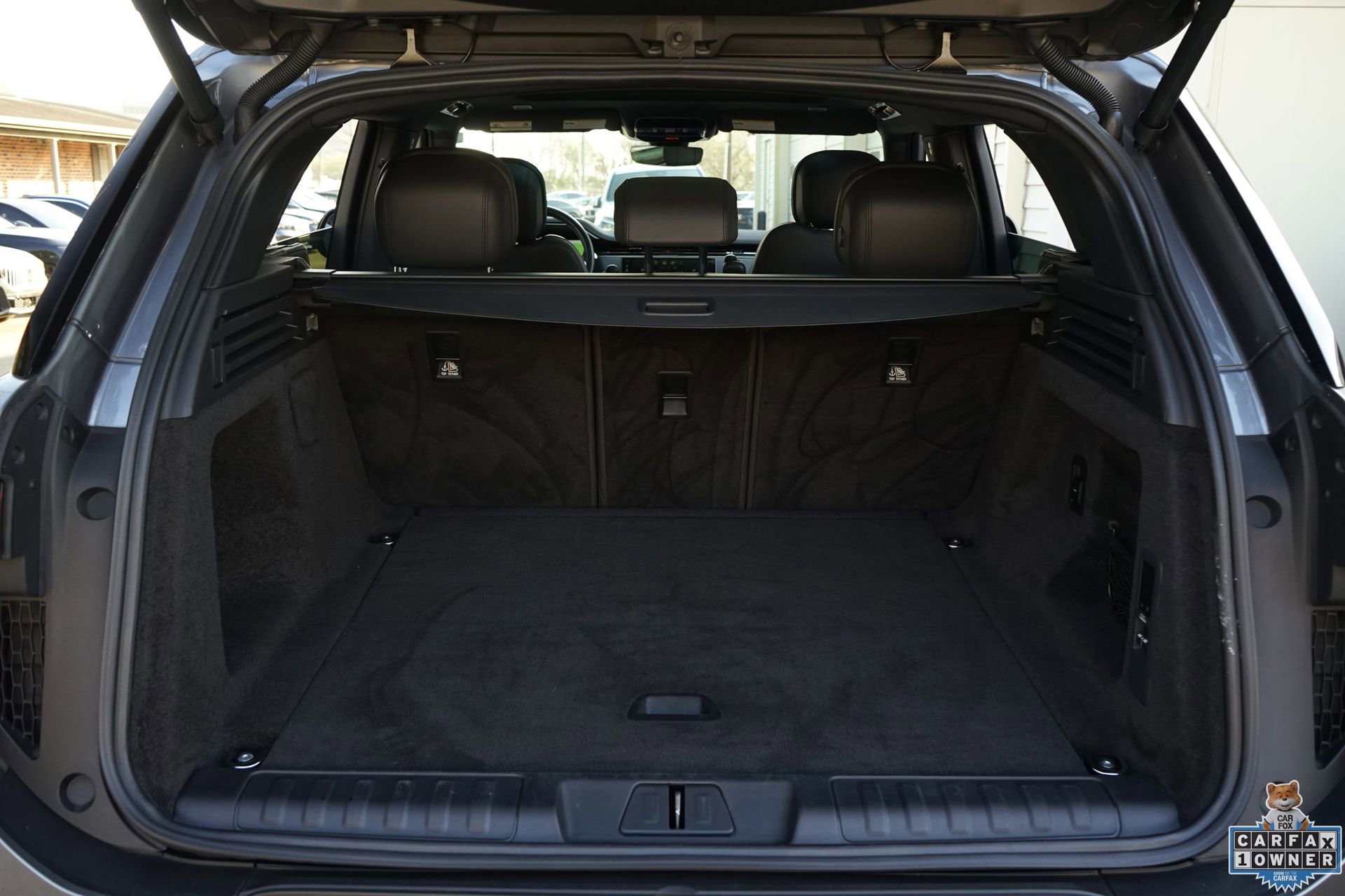 Used 2025 Land Rover Range Rover Sport SE image 29