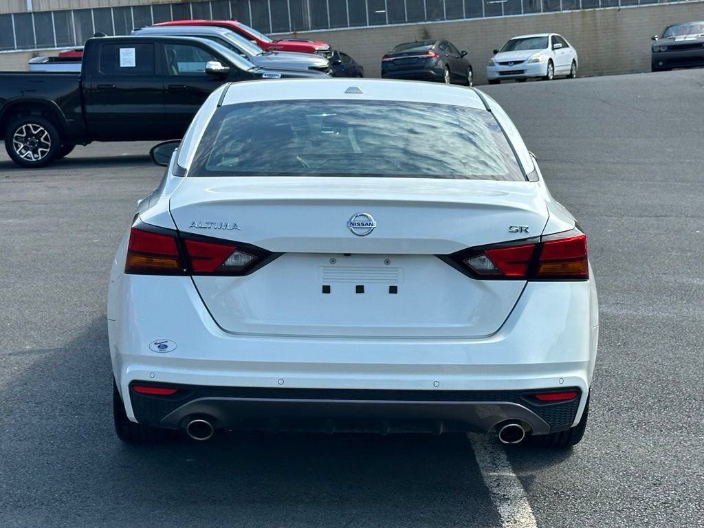 Used 2022 Nissan Altima 2.5 SR FWD image 7