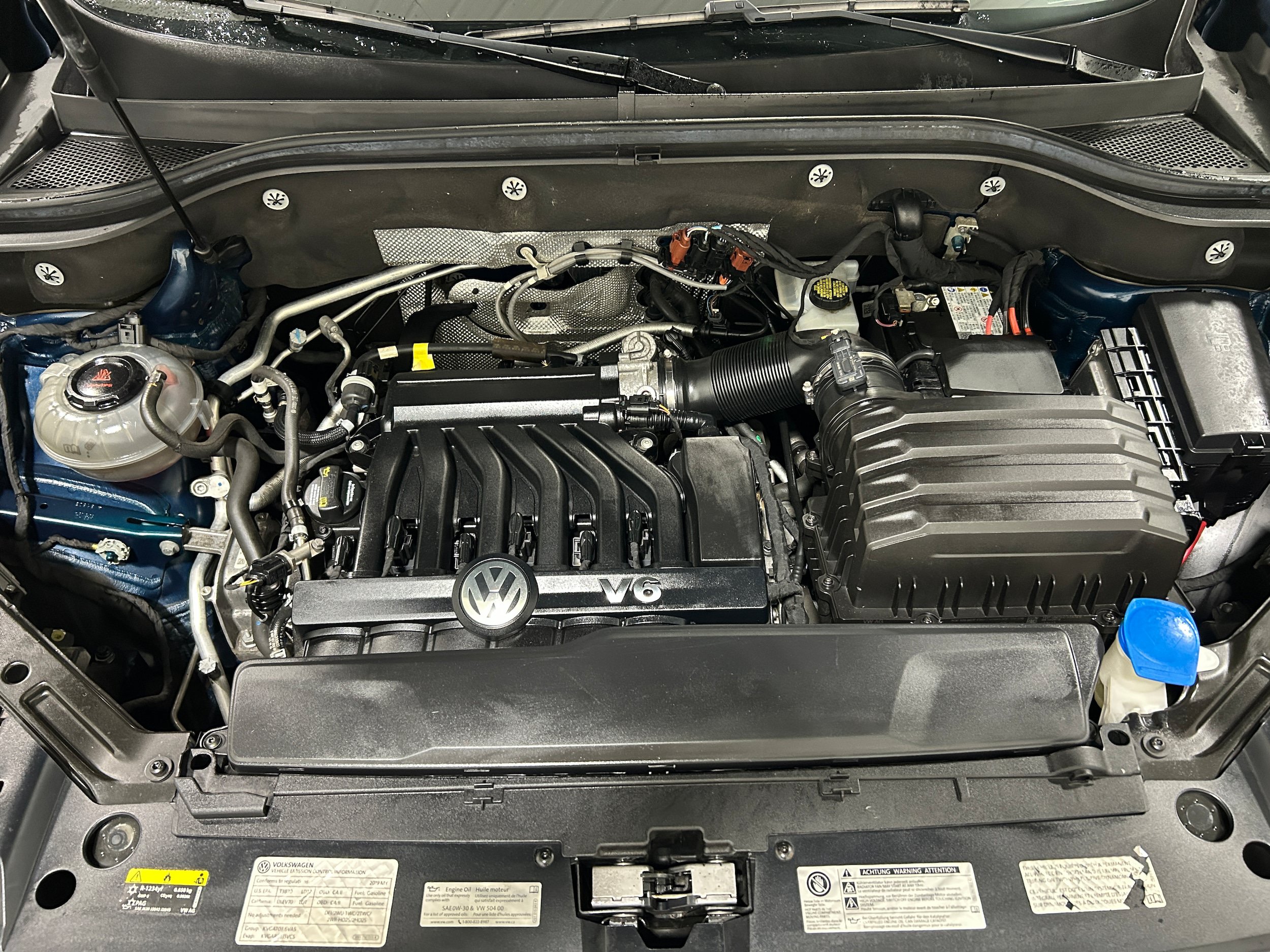 Used 2019 Volkswagen Atlas SEL Premium AWD/4WD image 18