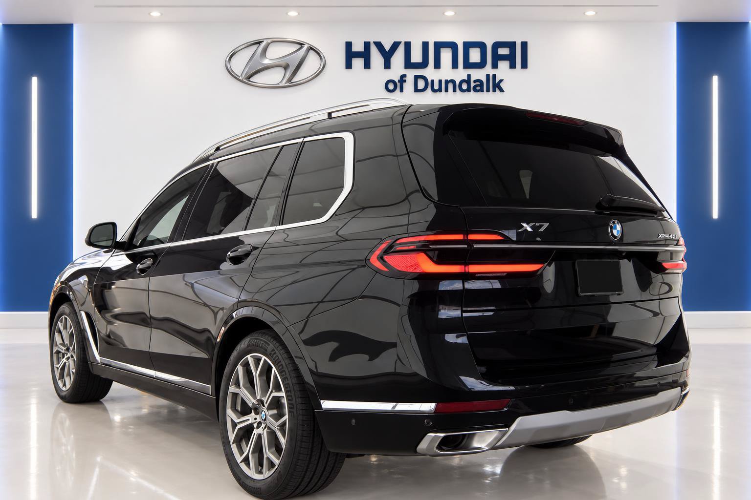Used 2023 BMW X7 xDrive40i AWD/4WD image 2