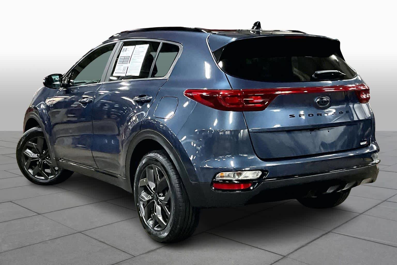 Used 2022 Kia Sportage Nightfall Edition image 12