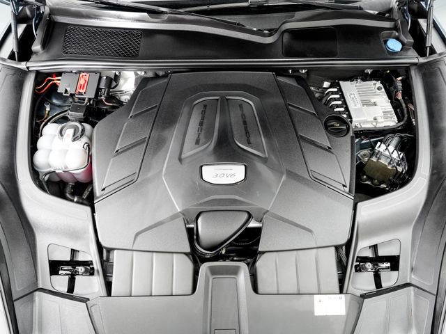 Certified 2019 Porsche Cayenne image 28