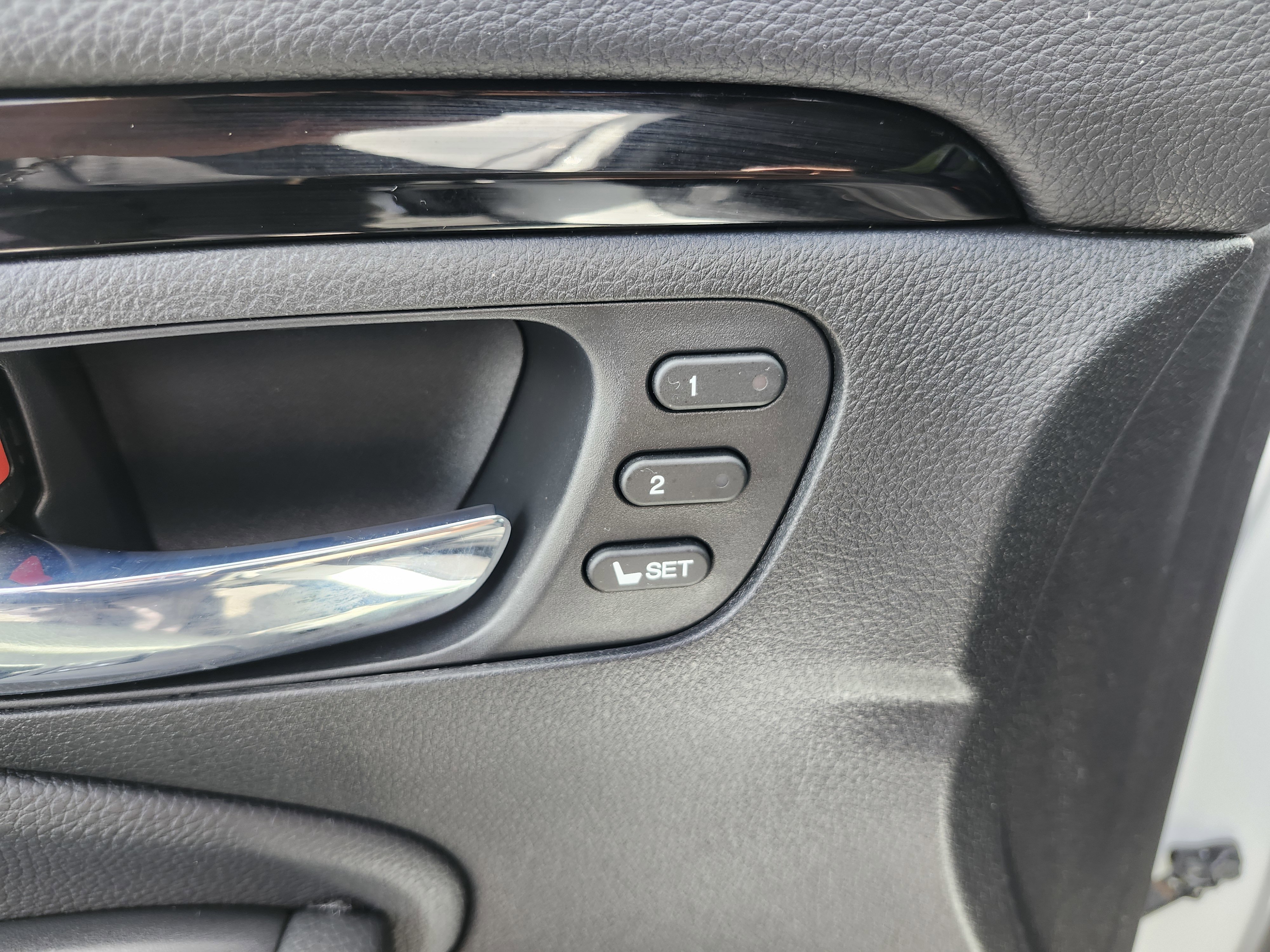 Used 2021 Honda Pilot Touring image 30