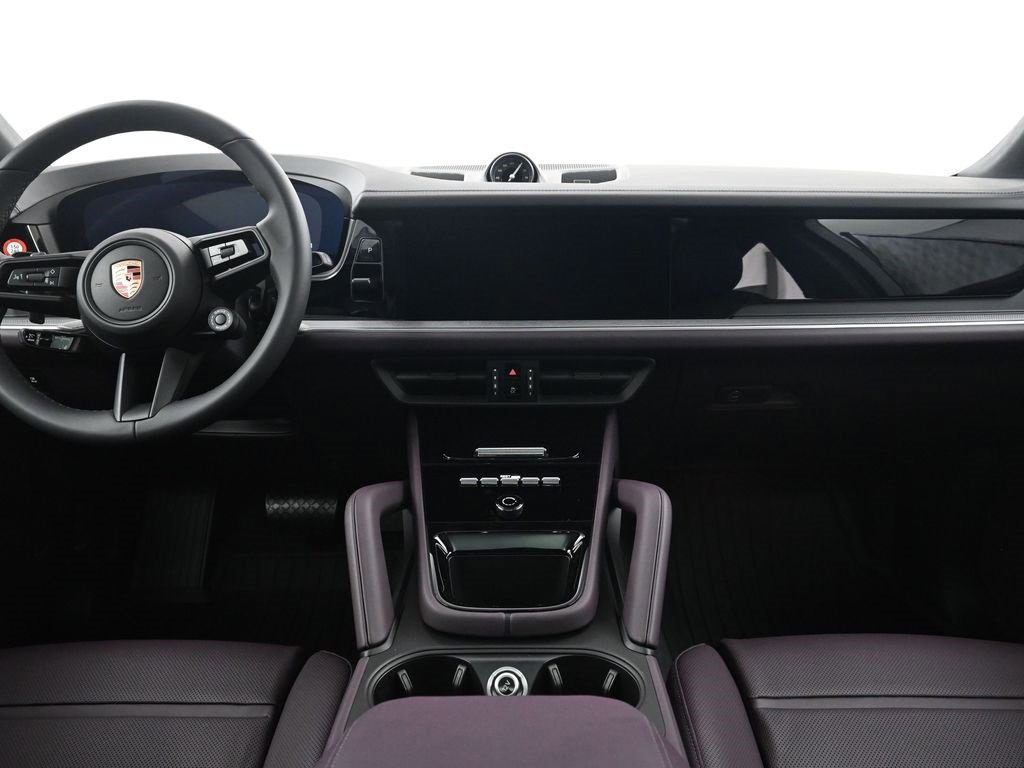 New 2026 Porsche Cayenne Coupe image 9