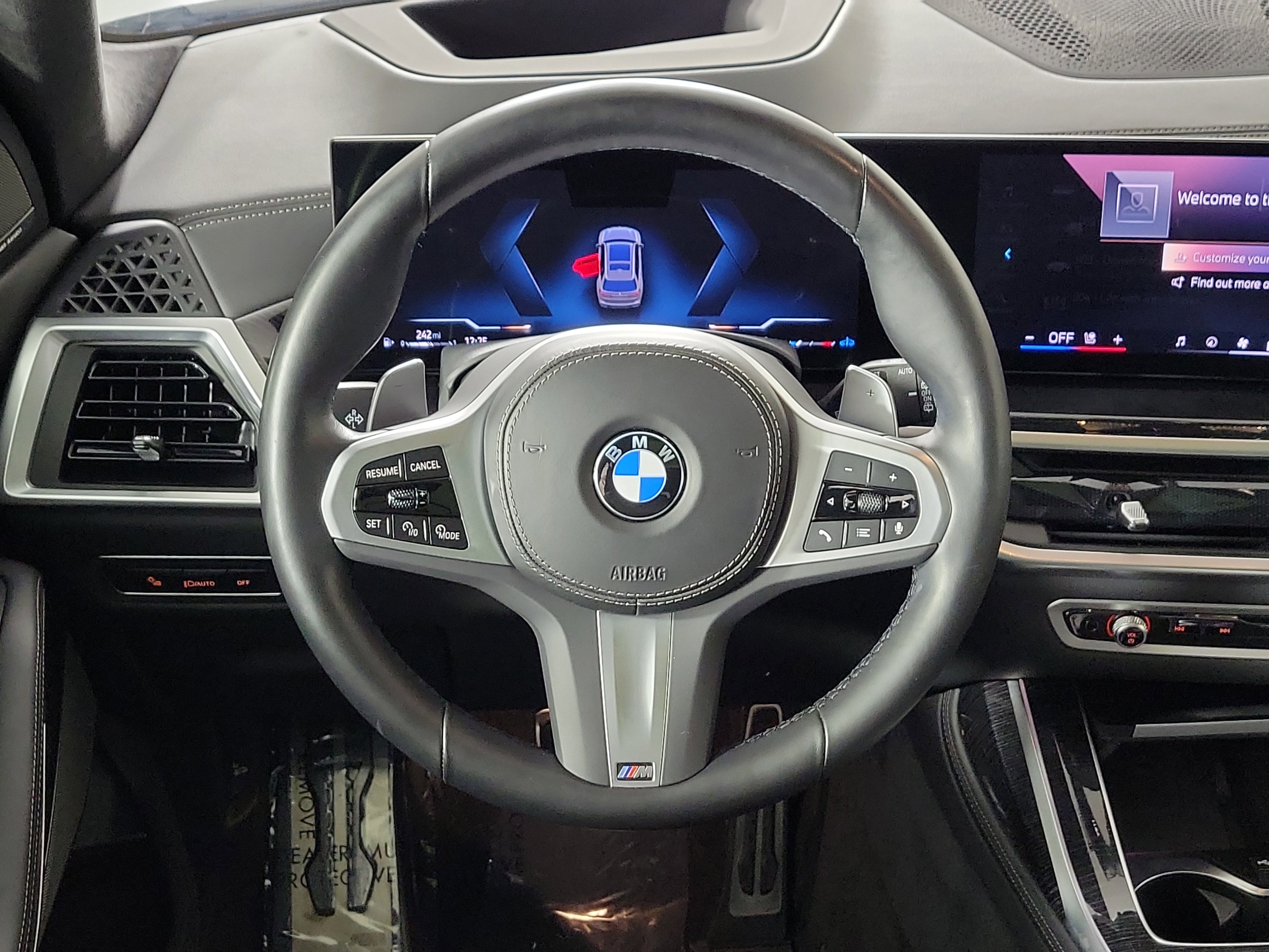 Certified 2024 BMW X7 xDrive40i w/ M Sport Package image 12