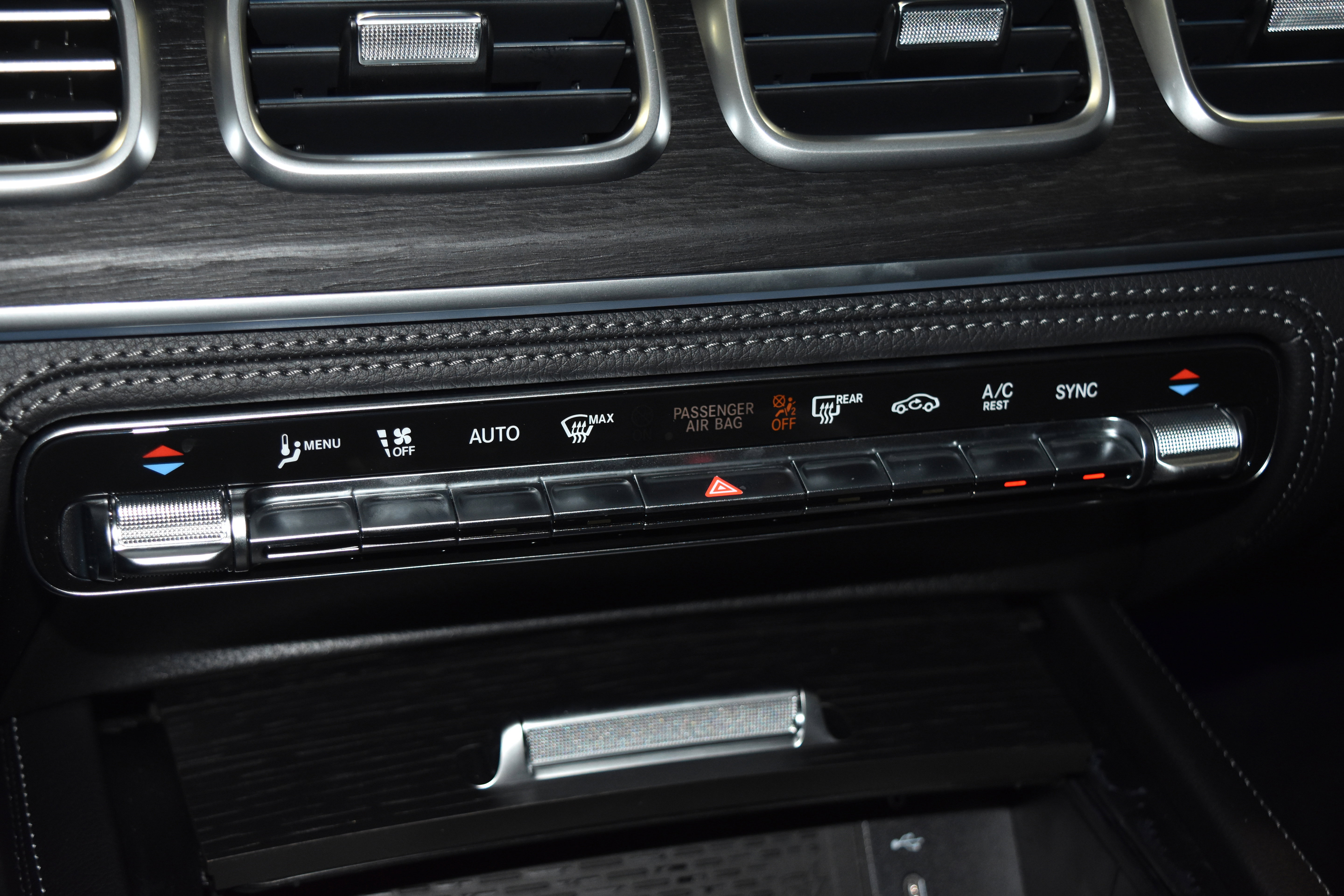New 2026 Mercedes-Benz GLE 450 4MATIC image 12