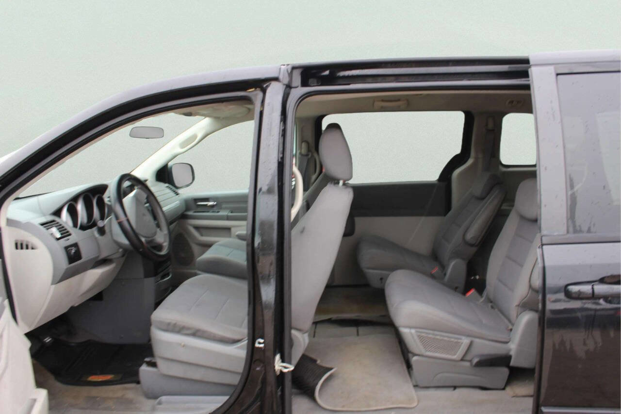 Used 2009 Dodge Grand Caravan SE FWD image 8