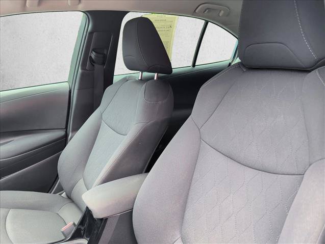 Used 2020 Toyota Corolla LE FWD image 15