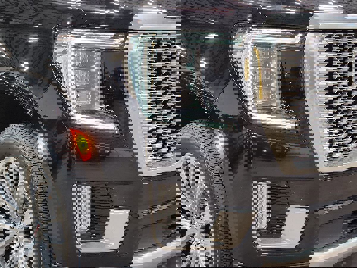 Used 2024 GMC Yukon Denali image 13