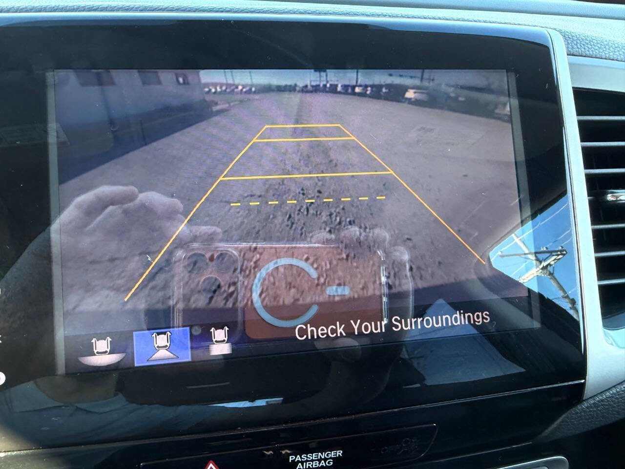 Used 2016 Honda Pilot Touring image 23