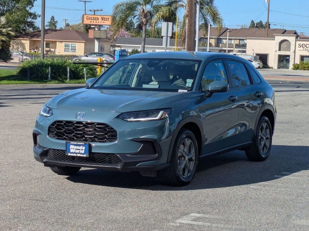 Certified 2026 Honda HR-V LX image 3