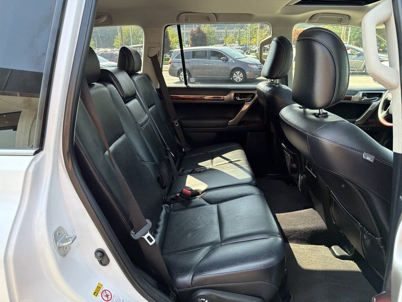 Used 2012 Lexus GX 460 w/ Convenience Pkg AWD/4WD image 23