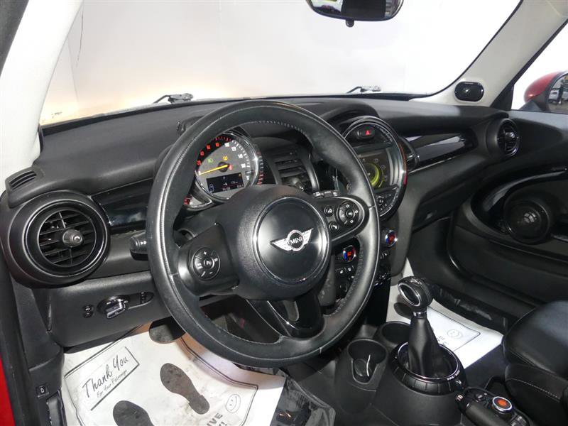 Used 2016 MINI Cooper S image 21