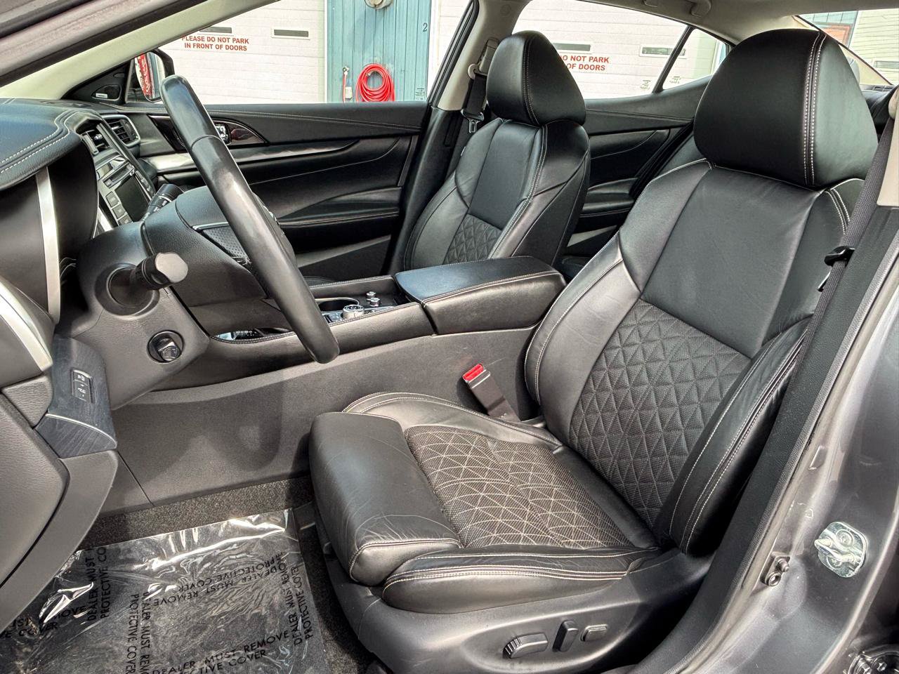 Used 2020 Nissan Maxima Platinum w/ Sport Mat Group FWD image 12
