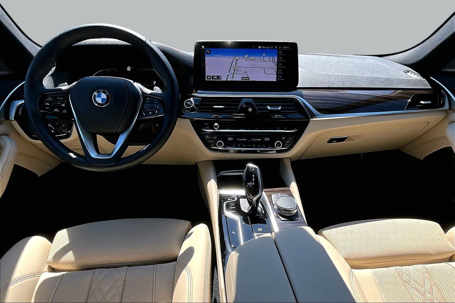 Used 2023 BMW 530i w/ Premium Package RWD image 16
