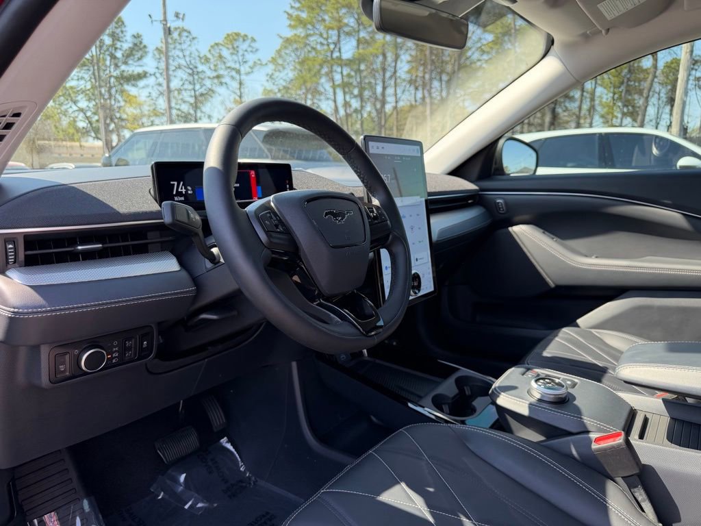 Used 2023 Ford Mustang Mach-E Select w/ Comfort Package Lite RWD image 8