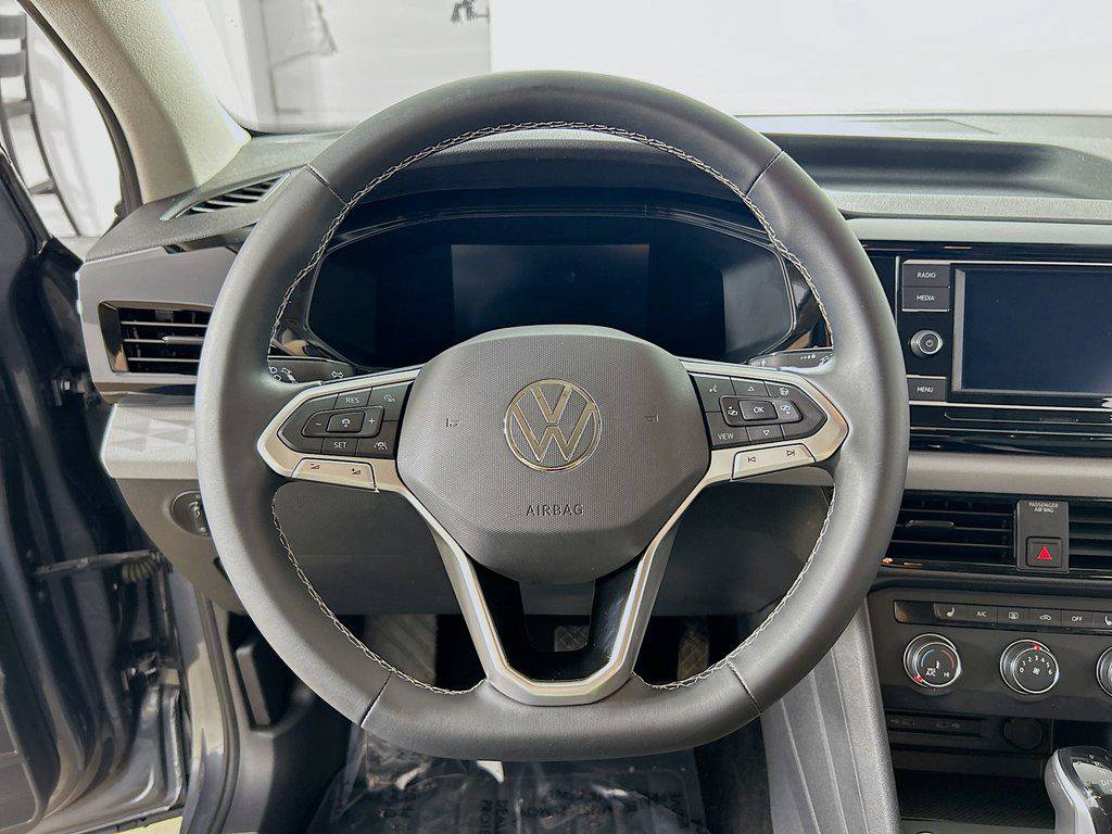 Certified 2022 Volkswagen Taos S w/ IQ Drive S Package AWD/4WD image 11