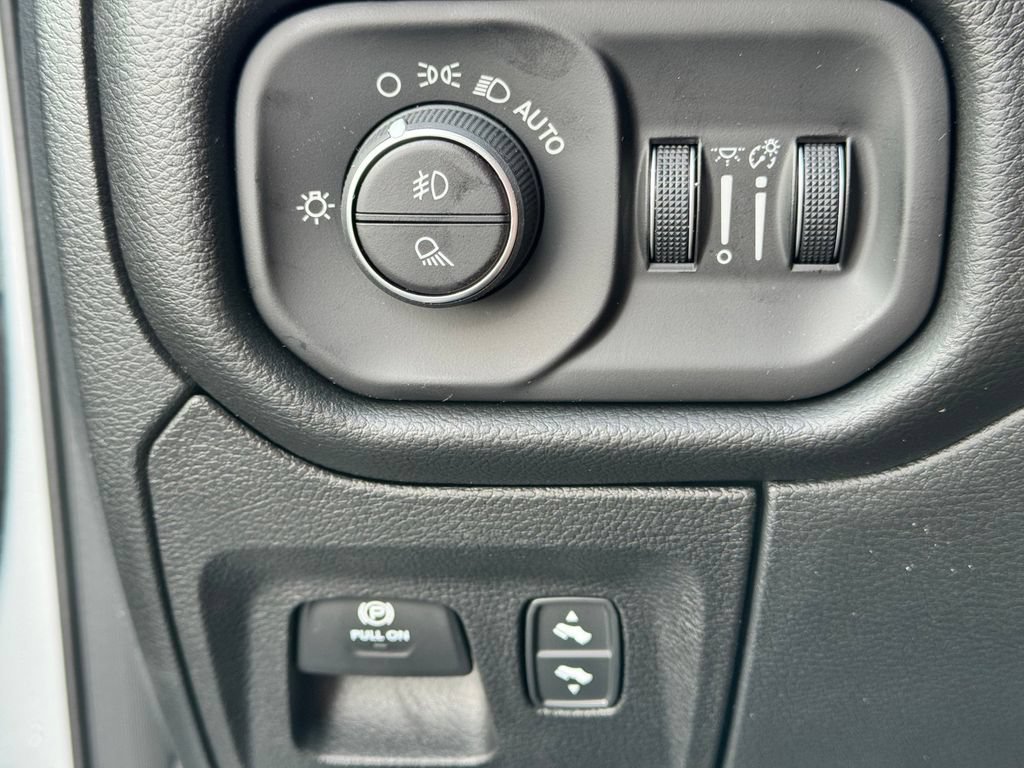 New 2026 RAM 1500 Big Horn AWD/4WD image 27