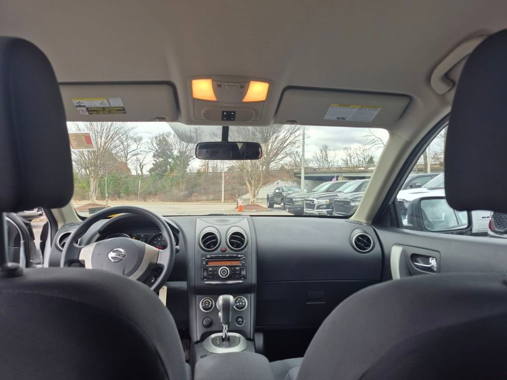 Used 2015 Nissan Rogue S image 13