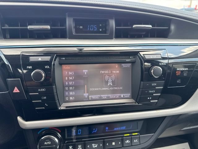 Used 2016 Toyota Corolla LE FWD image 23