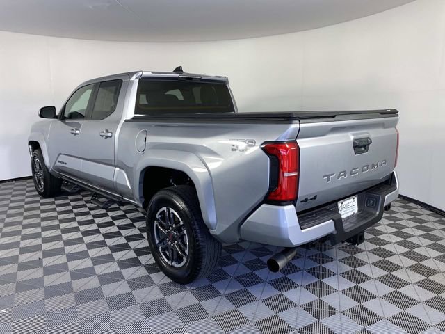 Used 2025 Toyota Tacoma TRD Sport AWD/4WD image 6