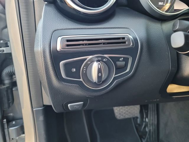 Used 2018 Mercedes-Benz C 300 Sedan image 22