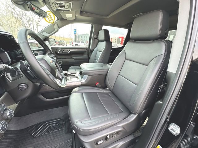 Used 2025 Chevrolet Silverado 1500 LTZ image 20