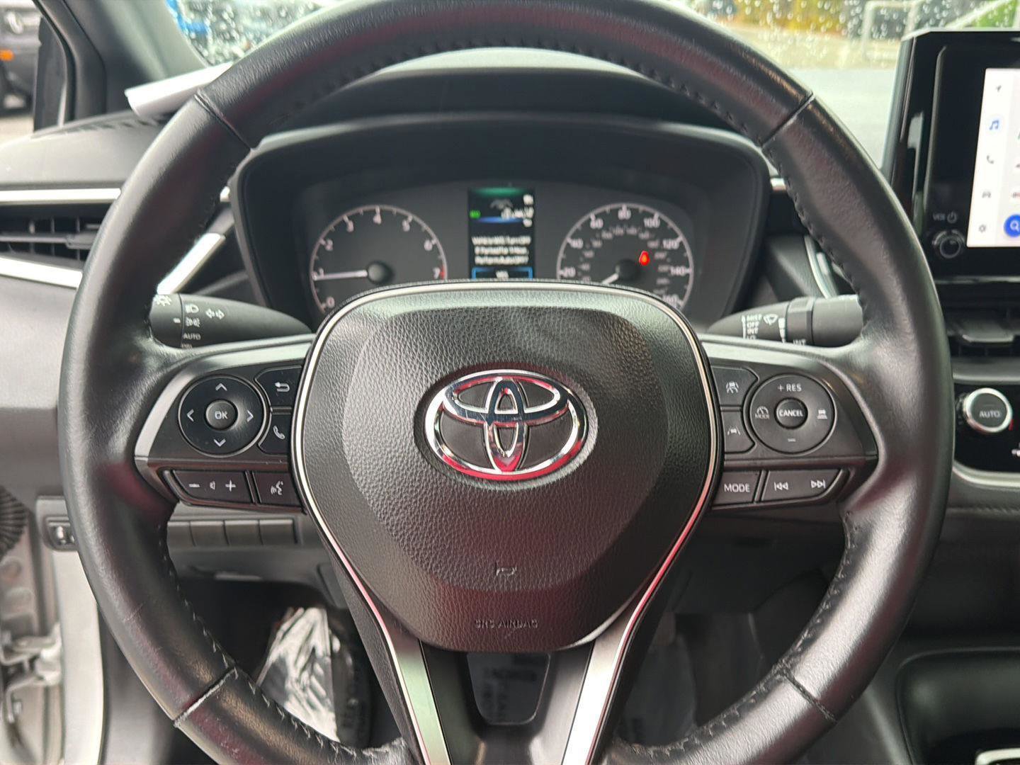 Used 2024 Toyota Corolla SE FWD image 18