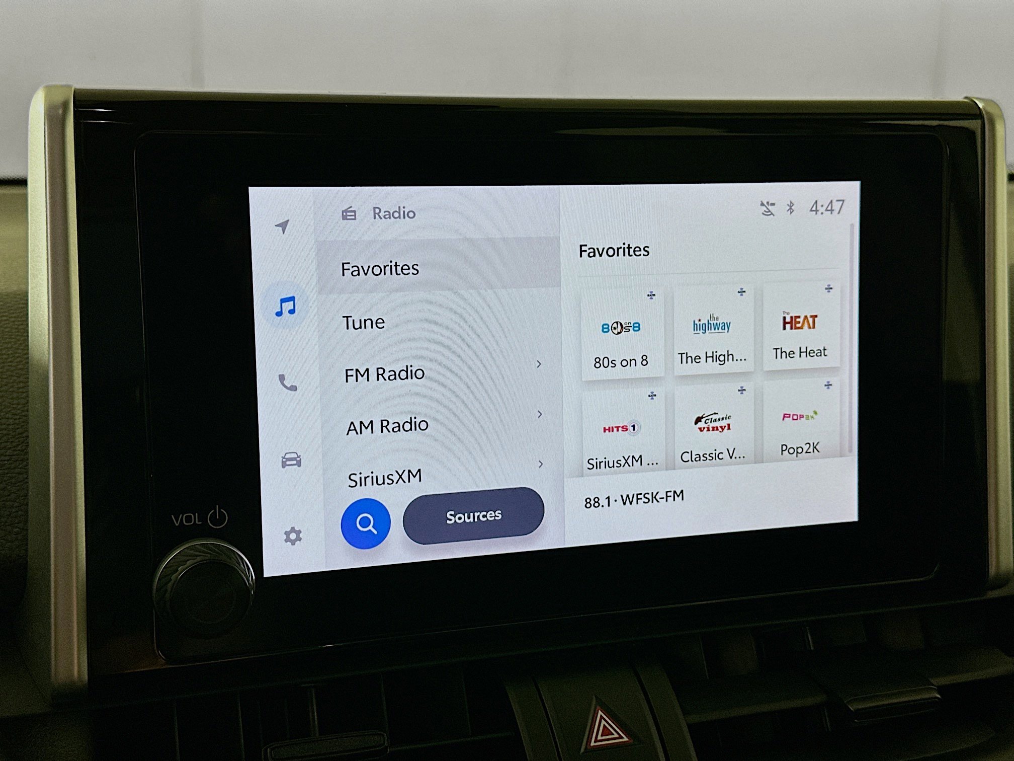 Used 2024 Toyota RAV4 XLE image 19