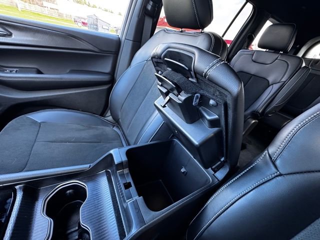 New 2025 Jeep Grand Cherokee L Altitude image 42