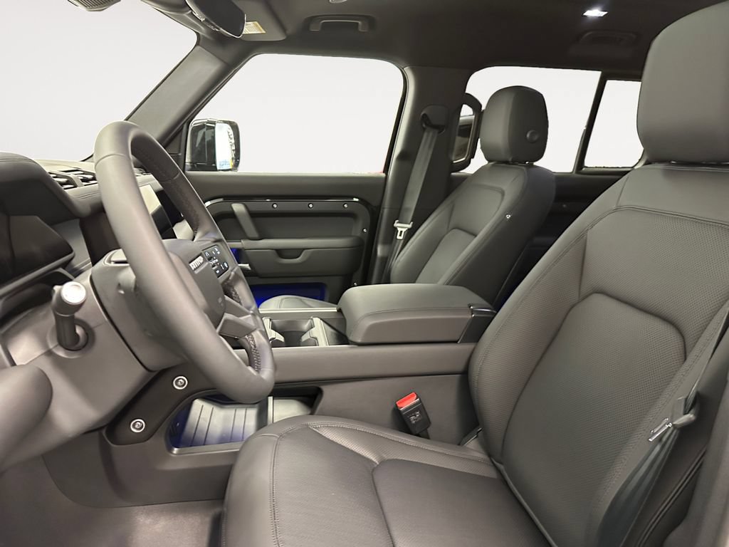 New 2026 Land Rover Defender 110 X-Dynamic SE AWD/4WD image 9