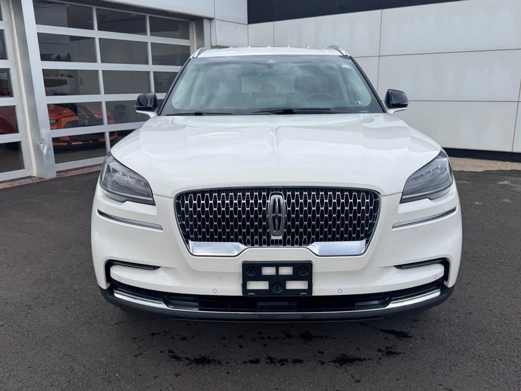 Used 2023 Lincoln Aviator AWD w/ Elements Package image 10
