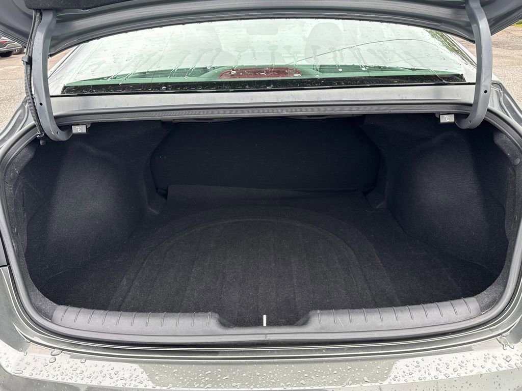 Used 2024 Hyundai Elantra SEL FWD image 23