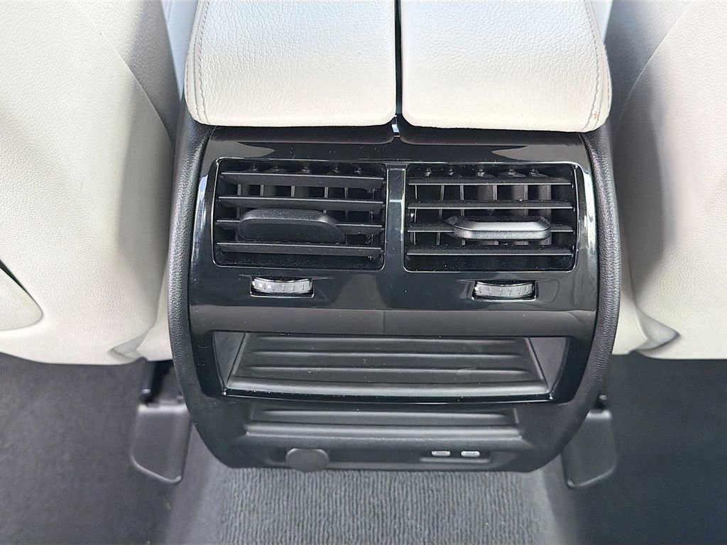Used 2021 BMW 540i w/ Premium Package RWD image 20
