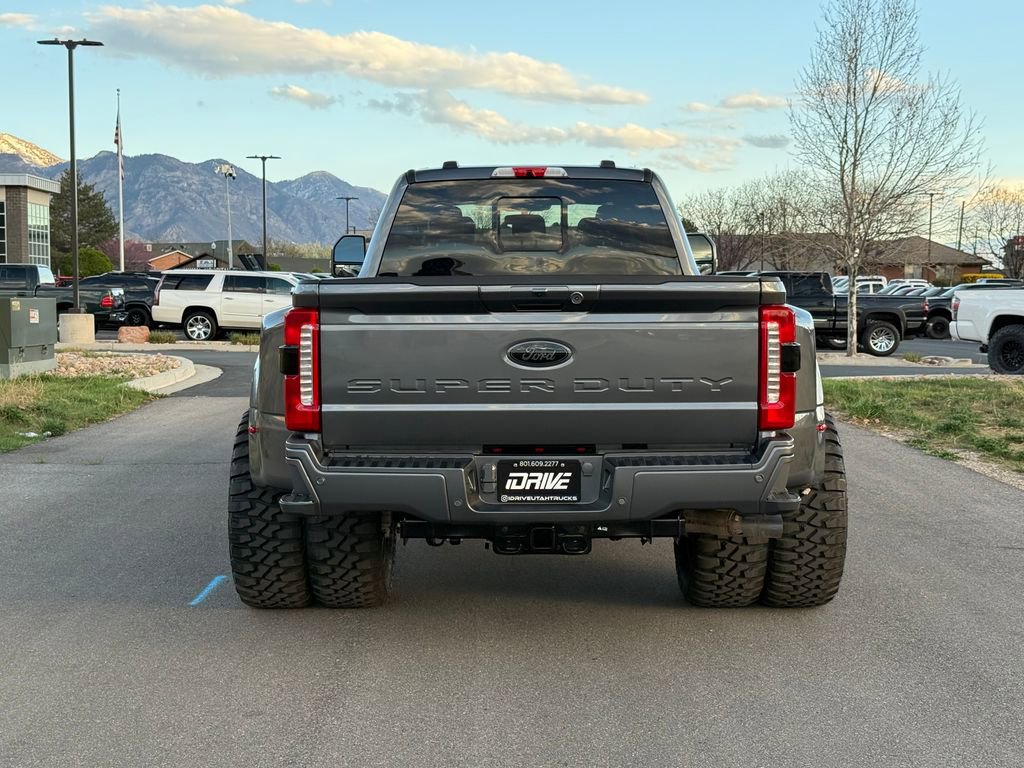 Used 2026 Ford F350 Lariat AWD/4WD image 11
