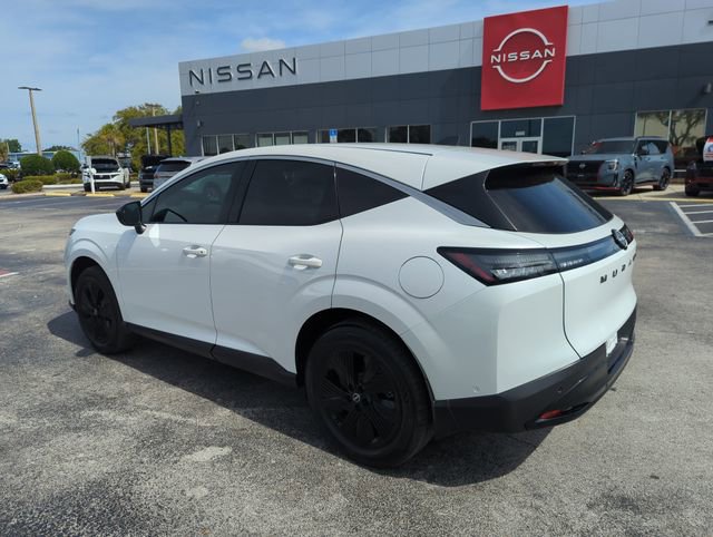 Certified 2025 Nissan Murano SV image 9