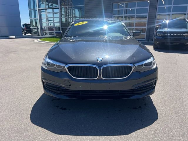 Used 2019 BMW 530i xDrive w/ Convenience Package AWD/4WD image 2