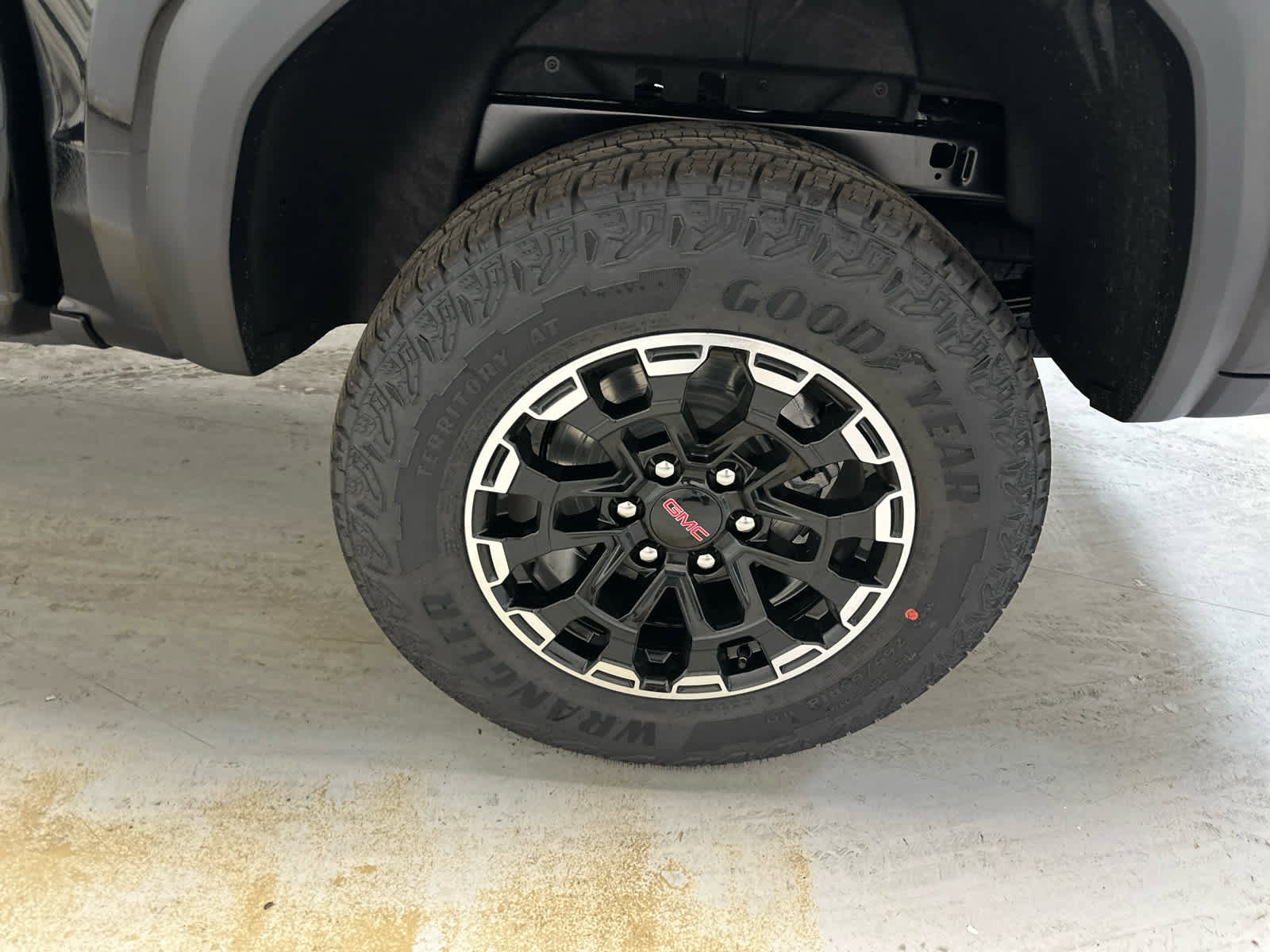 New 2026 GMC Canyon AT4 image 8