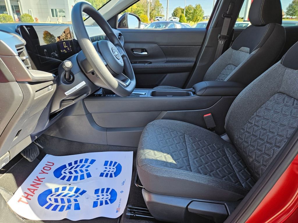 New 2026 Nissan Kicks SV image 4