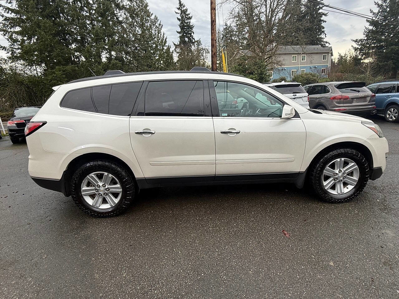 Used 2014 Chevrolet Traverse LT AWD/4WD image 7