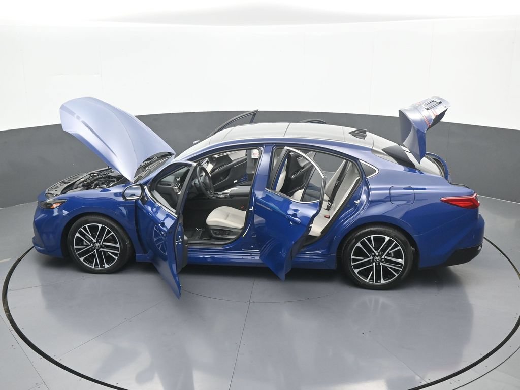 Used 2025 Toyota Camry XLE FWD image 64