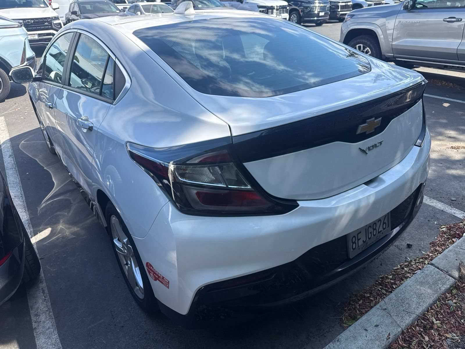 Used 2018 Chevrolet Volt LT FWD image 10