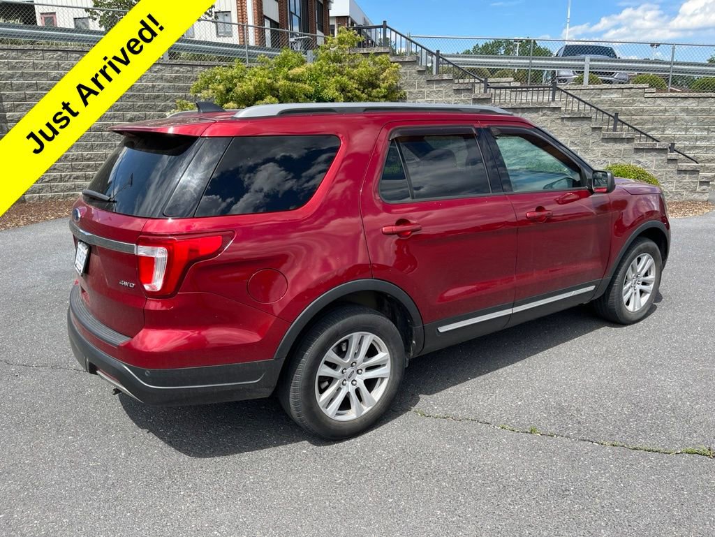Used 2019 Ford Explorer XLT w/ Class III Trailer Tow Package AWD/4WD image 9